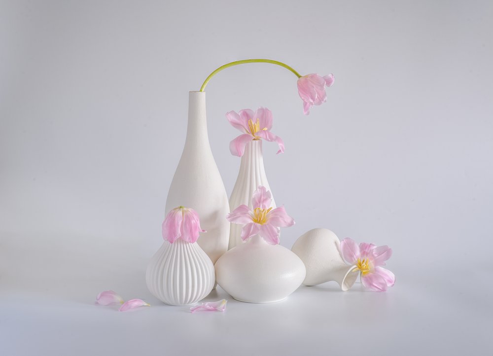 Zátiší s jemně růžovými tulipány od Alice Sheng