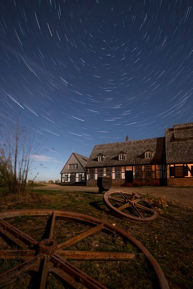 Star Trails – venkovský dům od Christoph Schaarschmidt
