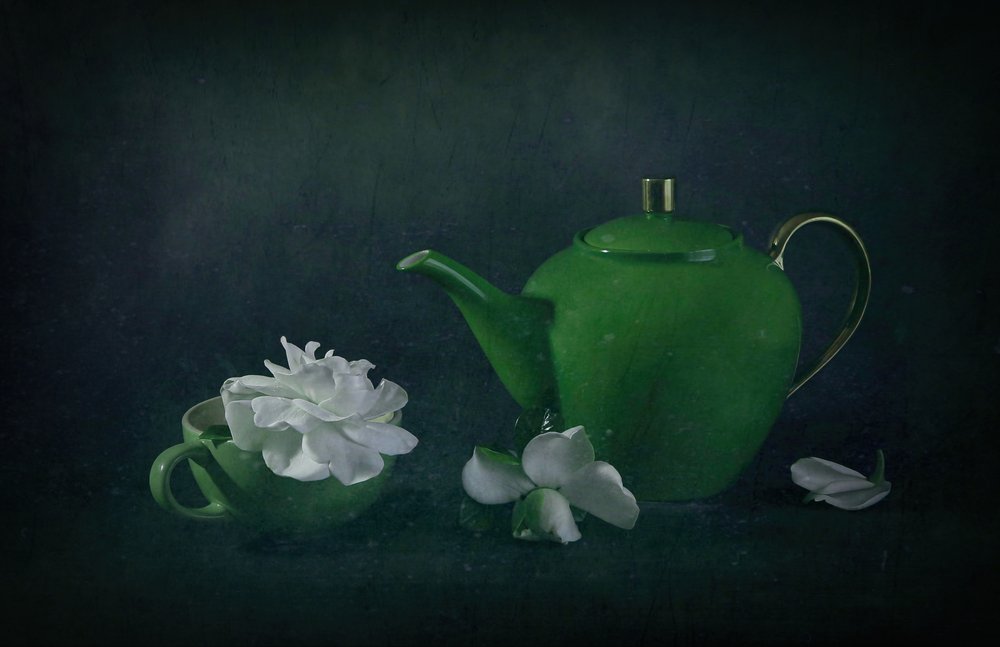 Zelená konvice Gardenia od Fangping Zhou