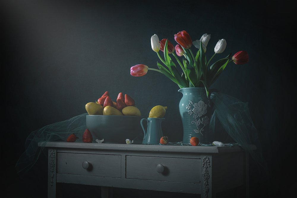 Melancholické tulipány a citrony od Lydia Jacobs