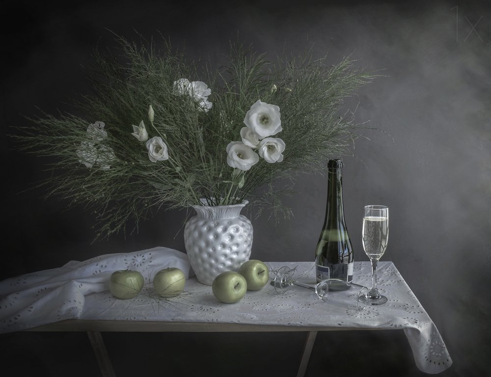 Květiny a šampaňské od Margareth Perfoncio