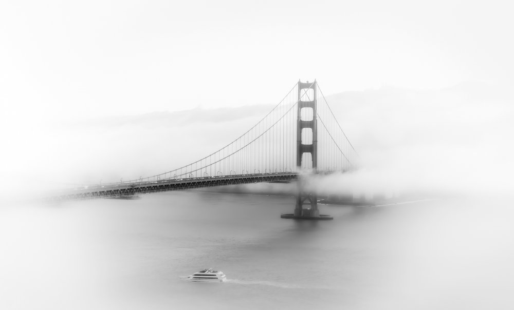 Zahalený most Golden Gate od Songhu Yan