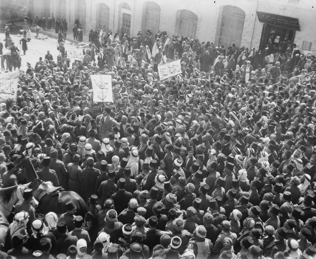 Arabská demonstrace, 1920 (černobílá fotografie) od Unbekannt Unbekannt