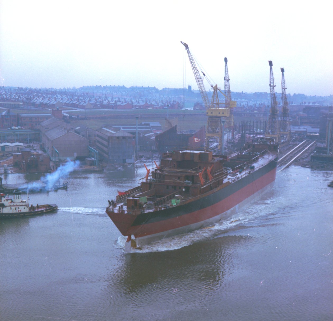 Pohled na Nicolu, první SD14, při jejím startu v loděnici Southwick, Sunderland, 29. prosince 1967 (barevné foto) od Unbekannt Unbekannt