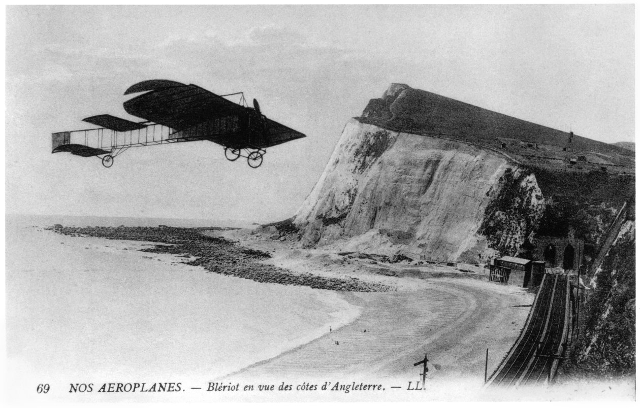 Louis Bleriot (1872-1936) přelet La Manche letadlem, 25. července 1909 od French Photographer