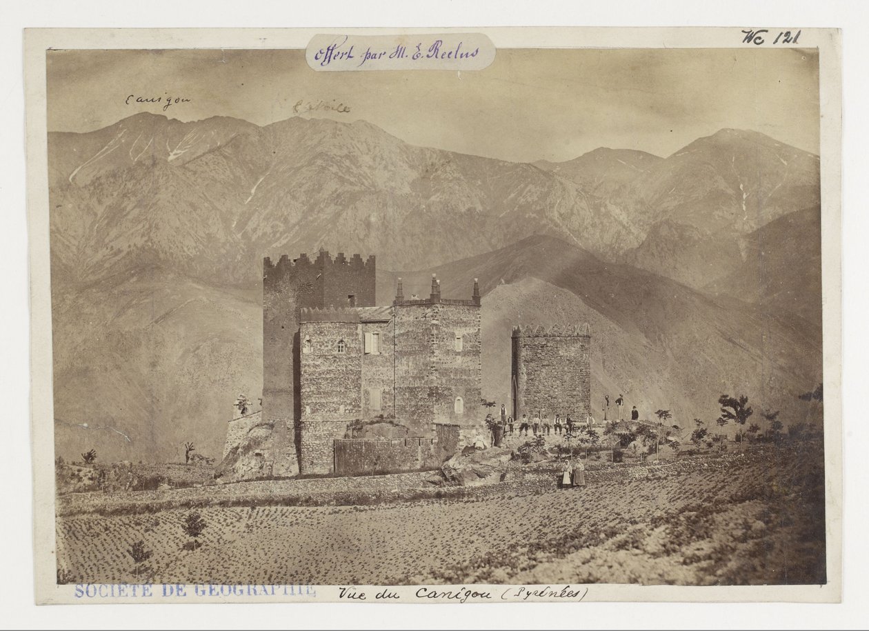 Thorrent hrad a výhled na Canigou od Unknown