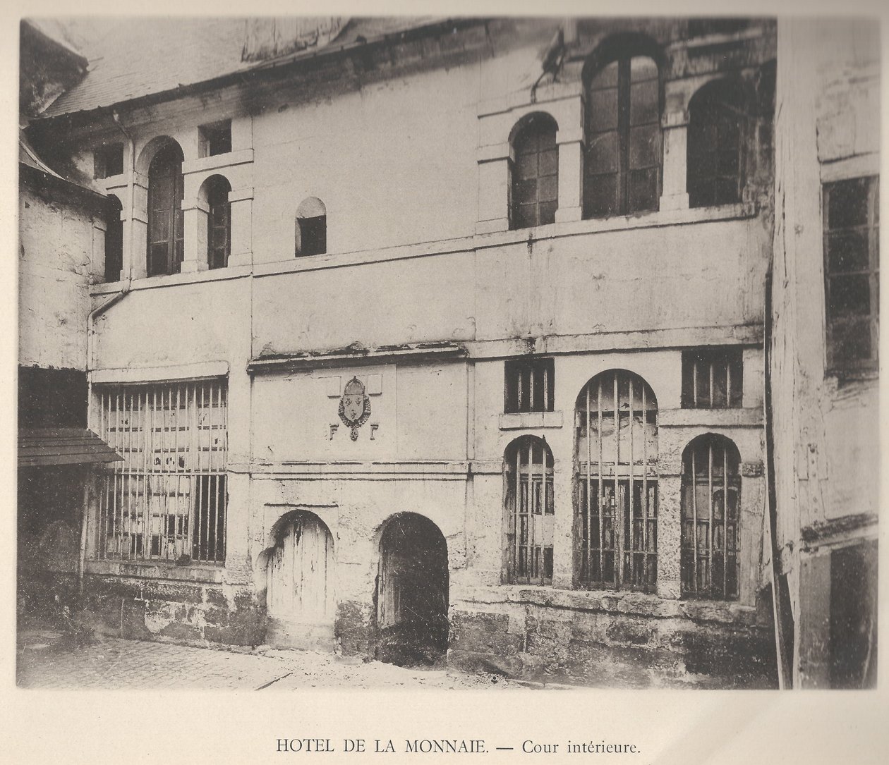 Hotel de la Monnaie de Rouen z vnitřního dvora od Unknown
