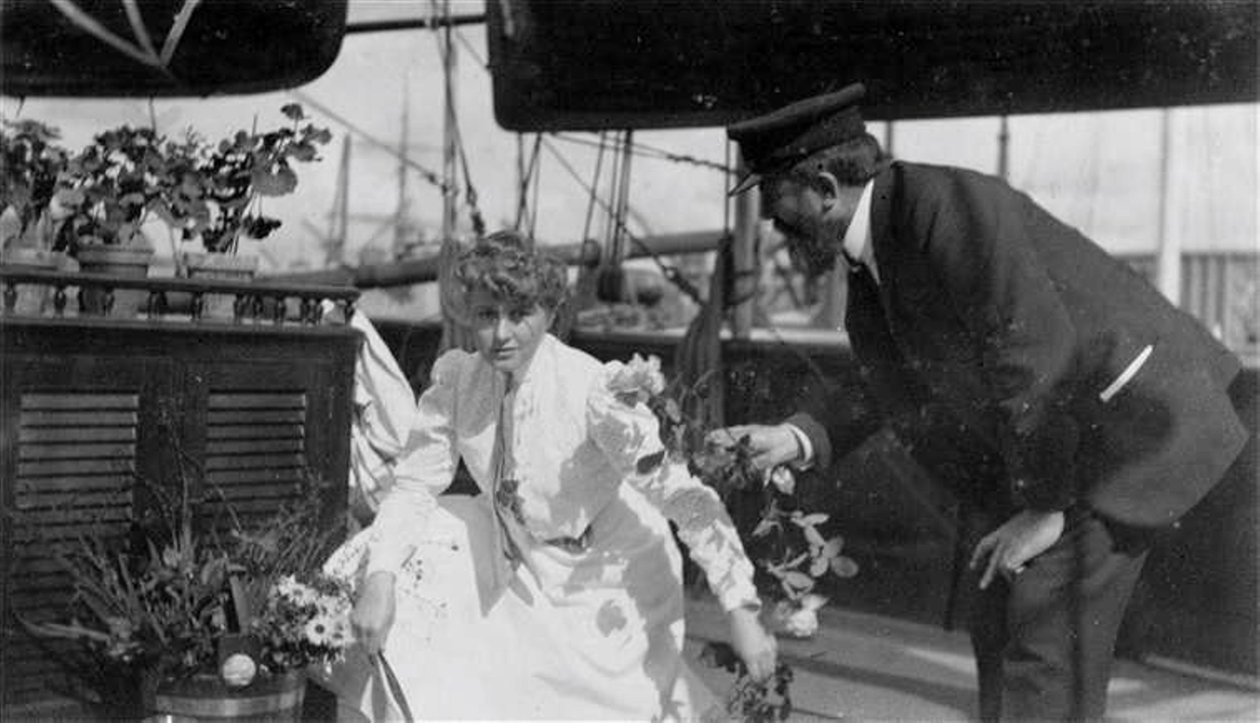Portrét Simonne Legrand-Menier (1881-1972) a Gastona Meniera (1855-1934). od Unknown