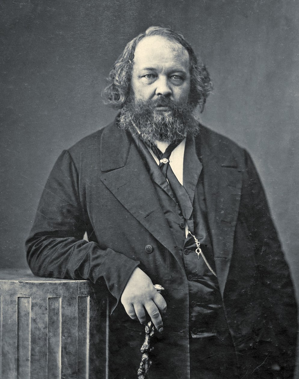 Portrét Michaila Aleksandroviče Bakunina, kolem roku 1860 (černobílá fotografie) od Nadar