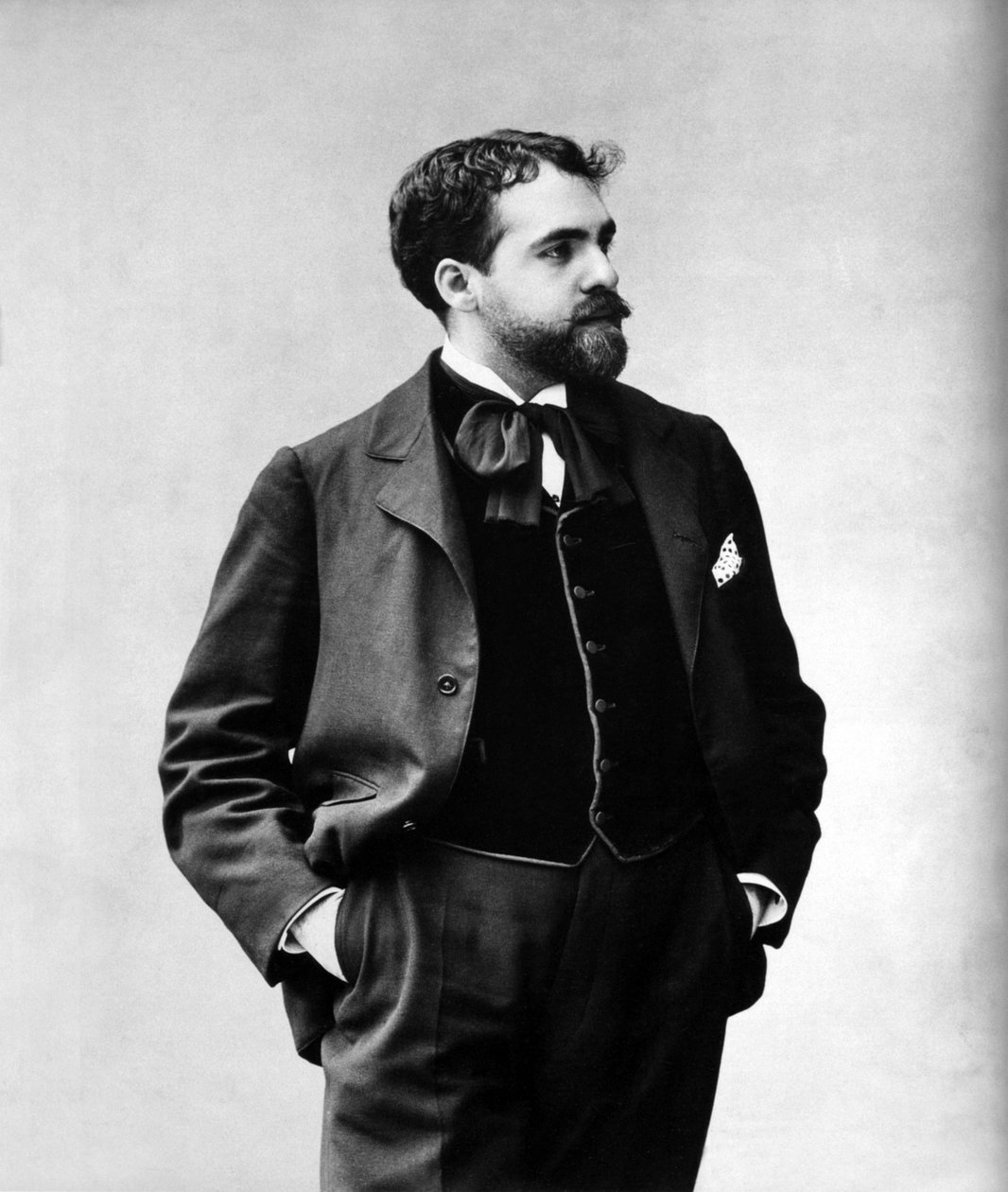 Reynaldo Hahn (1875-1947) francouzský (venezuelský narozený) skladatel, foto Nadar od (1820 1910) Nadar