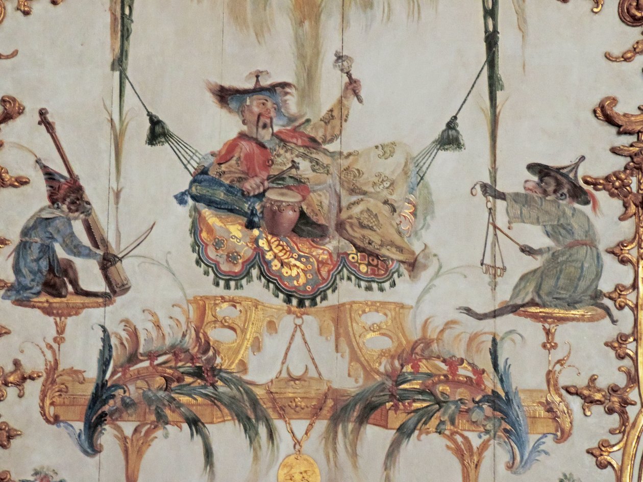 Chantilly, Chateau: Detail dekorace v Grande Singerie od Christopha Hueta, 1737 od Unknown