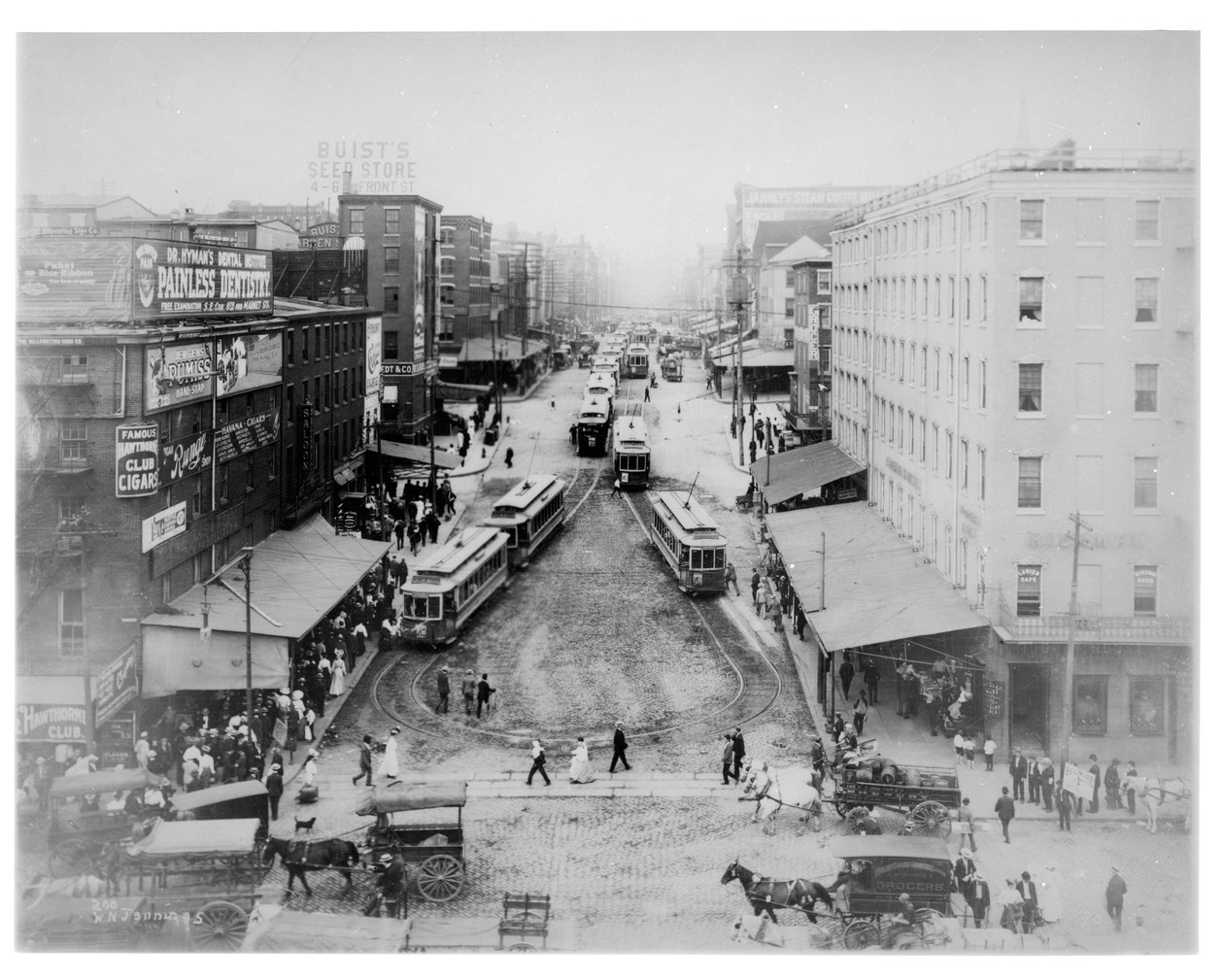 Trolley Turn-A-Round na Market Street, Philadelphia, c.1910 od American Photographer