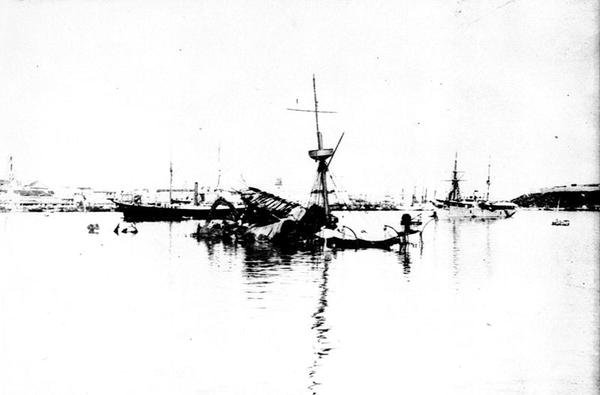 USS Maine v přístavu Havana, 15. února 1898 od American Photographer