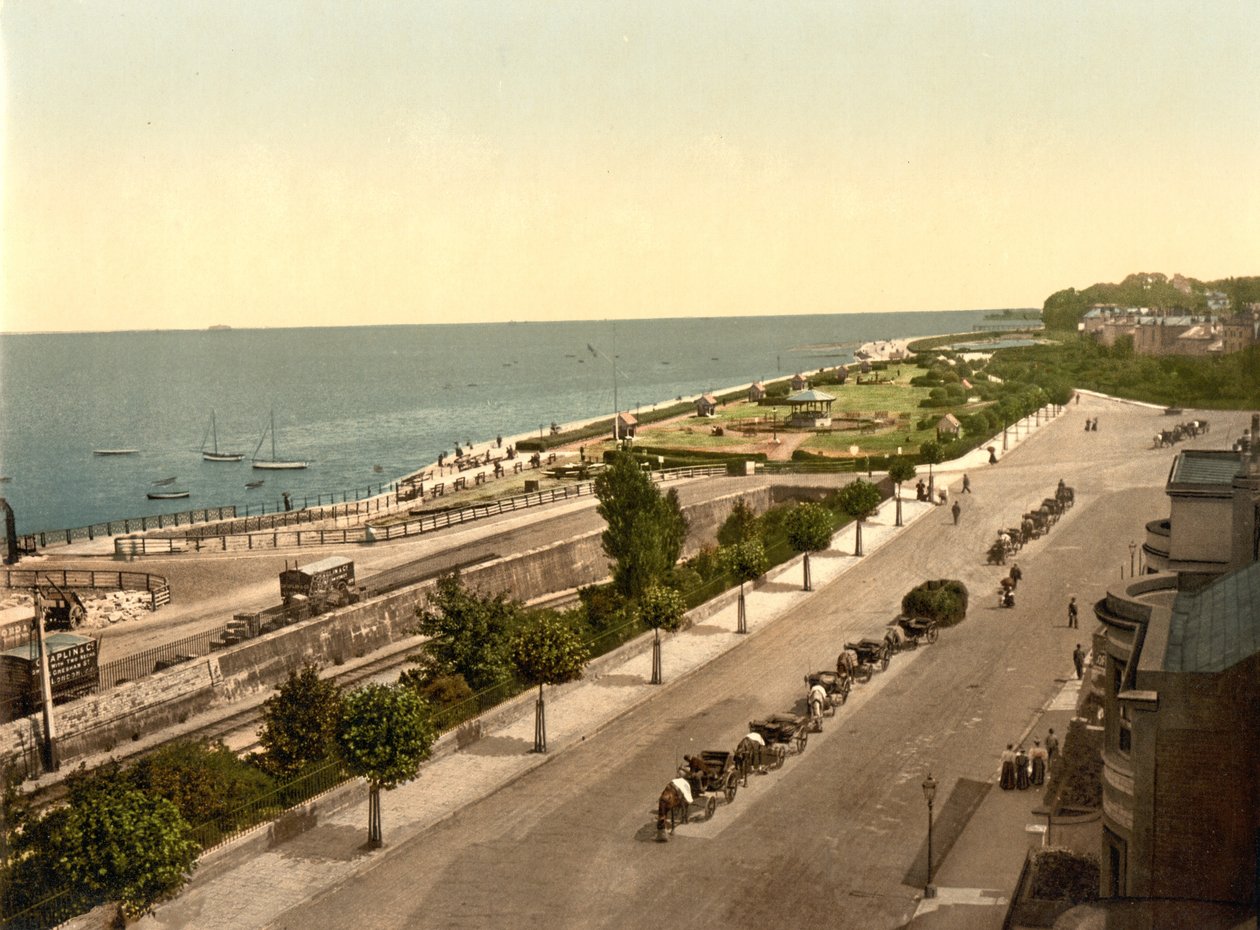 Ryde Esplanade, IOW, hospoda. c.1890 - 1900 (chromolitograf) od English Photographer