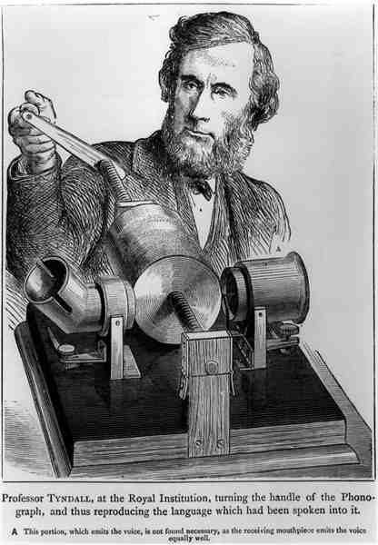 Profesor John Tyndall (1820-93) v Royal Institution, Turning the Handle of the Phonograph od English School