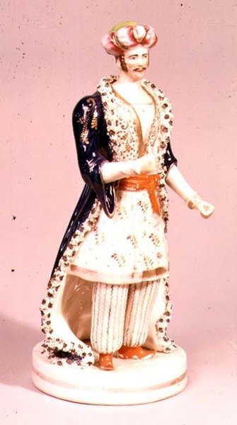 Divadelní postava od Johna Lloyda ze Sheltonu, cca 1840 (keramika) od English School
