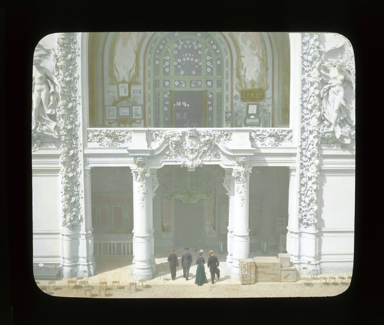 Pařížská expozice: Palác dekorativních umění, Paříž, Francie, 1900 (sklíčko s lucernou) od French Photographer