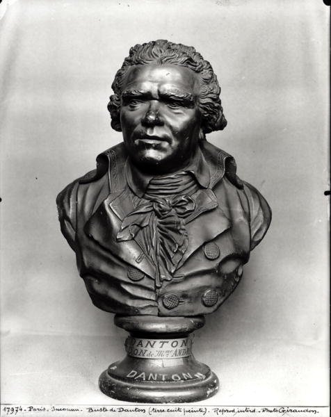 Busta Georgese Dantona (1759-94) (malovaná terakota) od French School