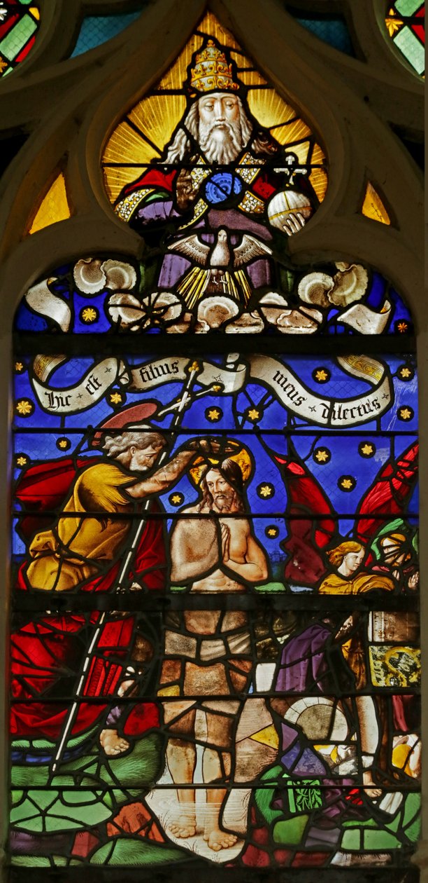 Okno zobrazující jordánský křest od French School