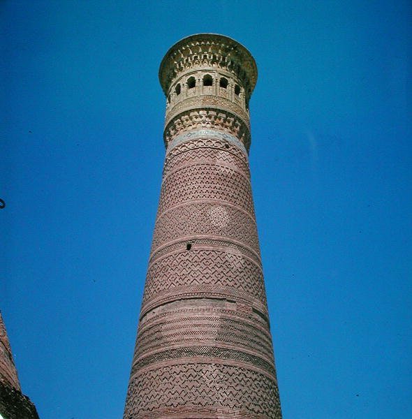 Kalyan Minaret, postavený v roce 1127 od Islamic School