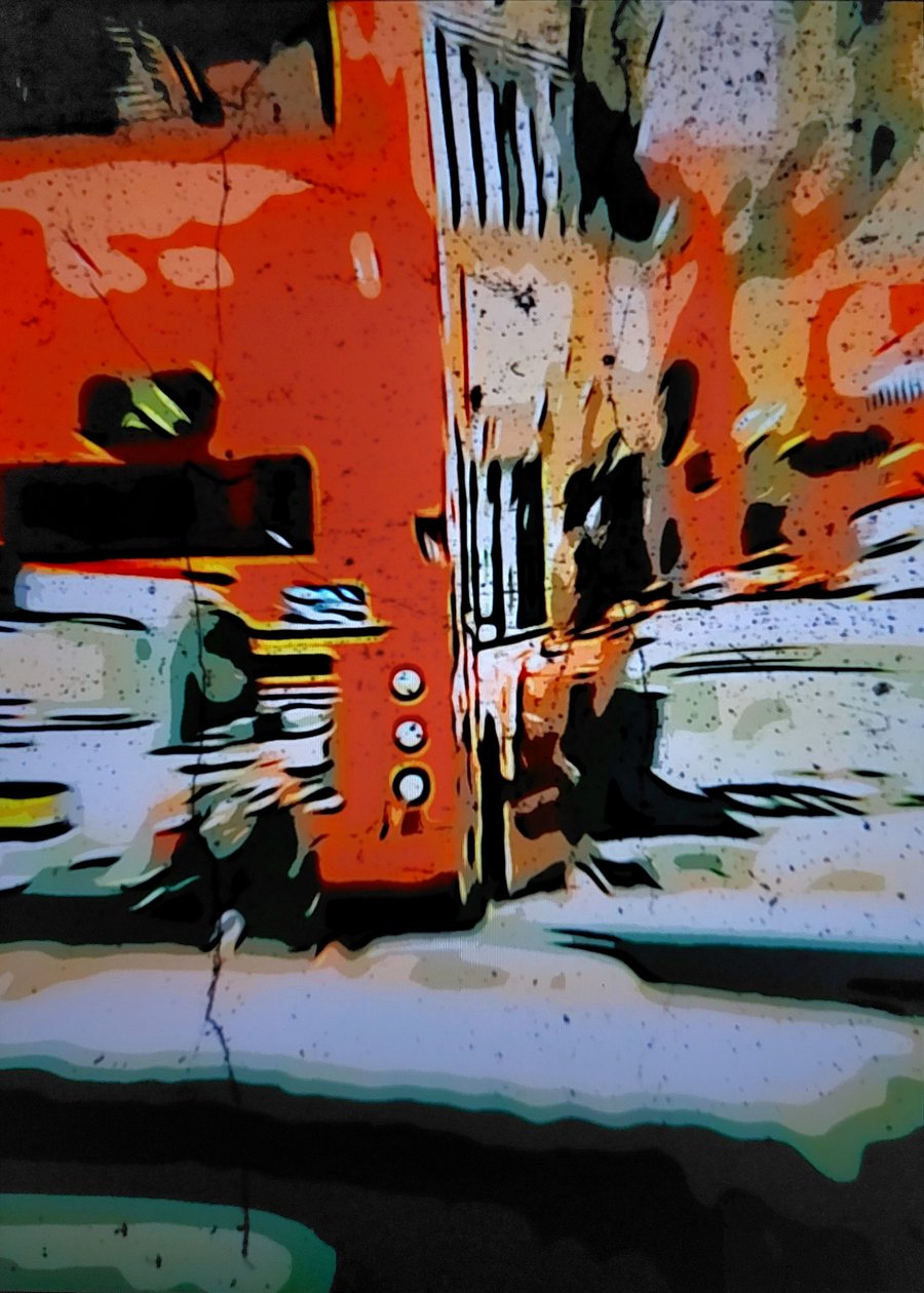 Oranžový městský autobus od Mavet