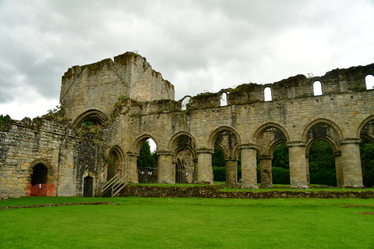 Opatství Buildwas, středověký cisterciácký klášter v anglickém hrabství Shropshire. od Albert Mansour