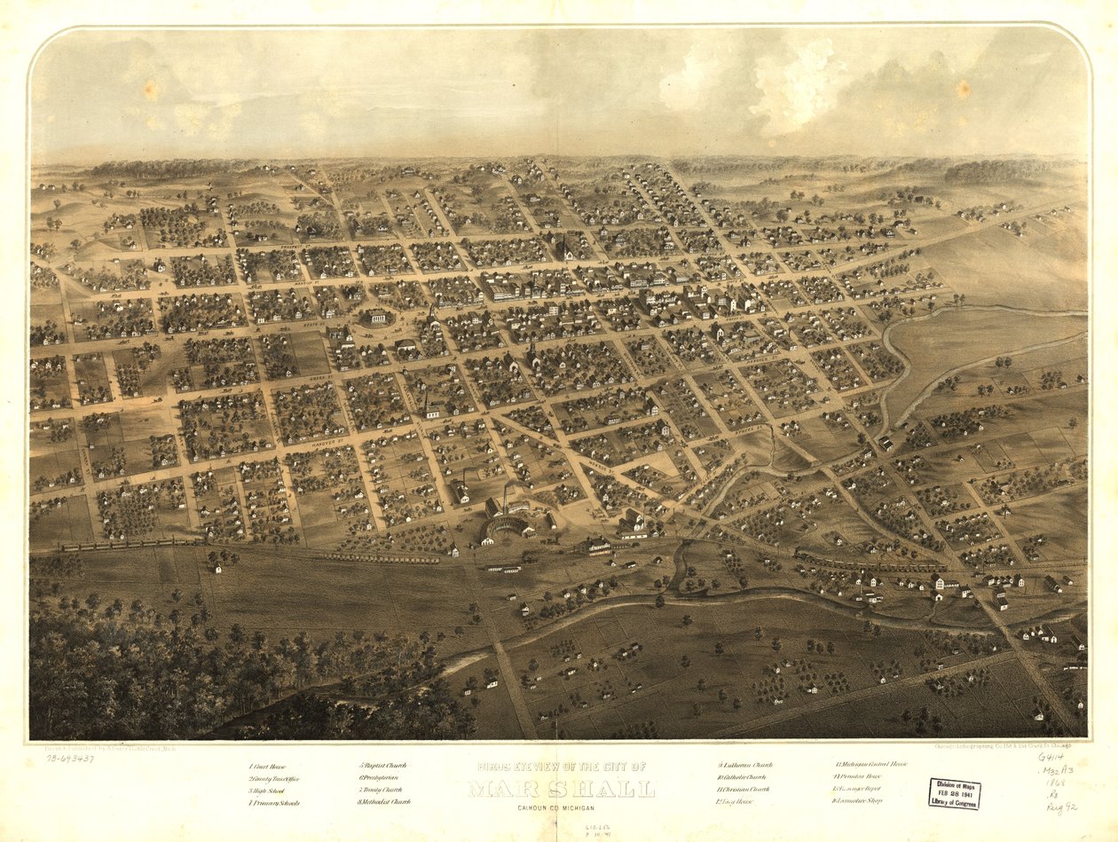 Pohled z ptačí perspektivy na město Marshall, Calhoun Co., Michigan. LOC 73693437 od A.; Chicago Lithographing Co. Ruger