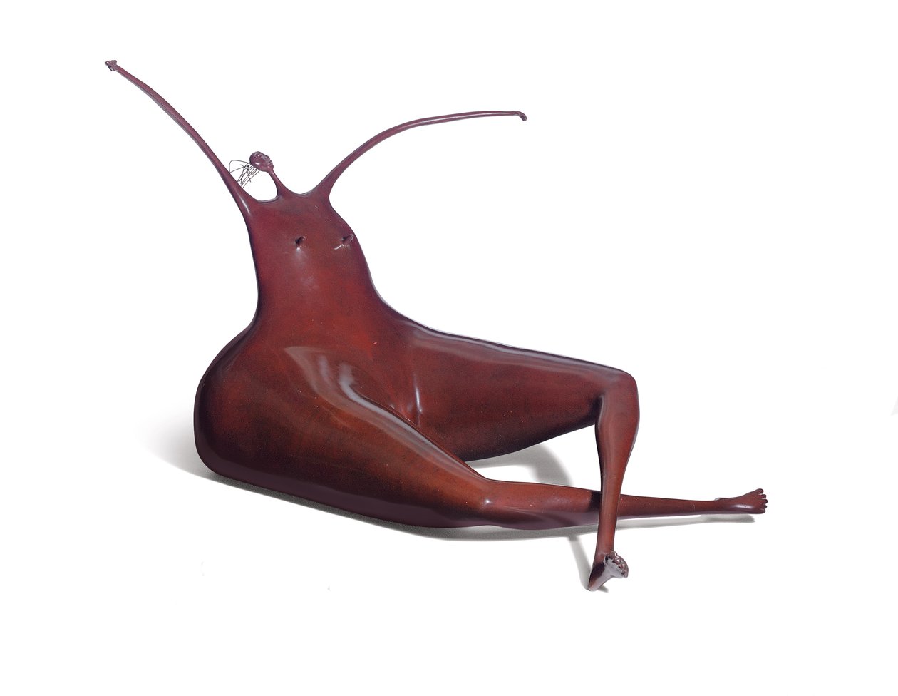 Sitting Summoning a Dream, 2004 (bronz s červenou patinou) od Abigail Varela