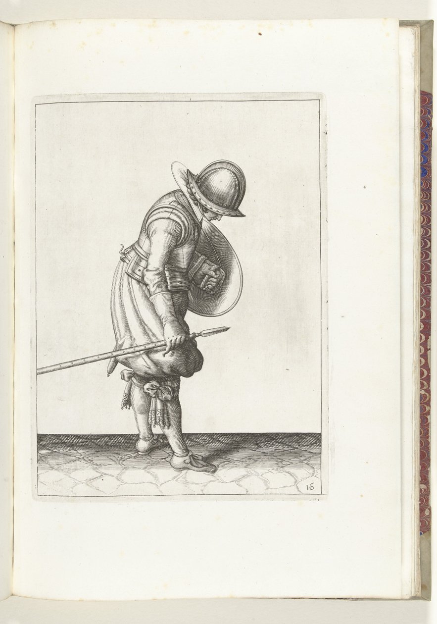 Cvičení Štít a bodec: Voják si položí bodec na zem vedle pravé nohy (č. 16), 1618 Nassausche Wapen-Handelinge, van Schilt, Spies, Rappier a Targe: vyobrazeny beyde figuerlick a zarámované podle nového řádu [z] (...) M od Adam van Breen