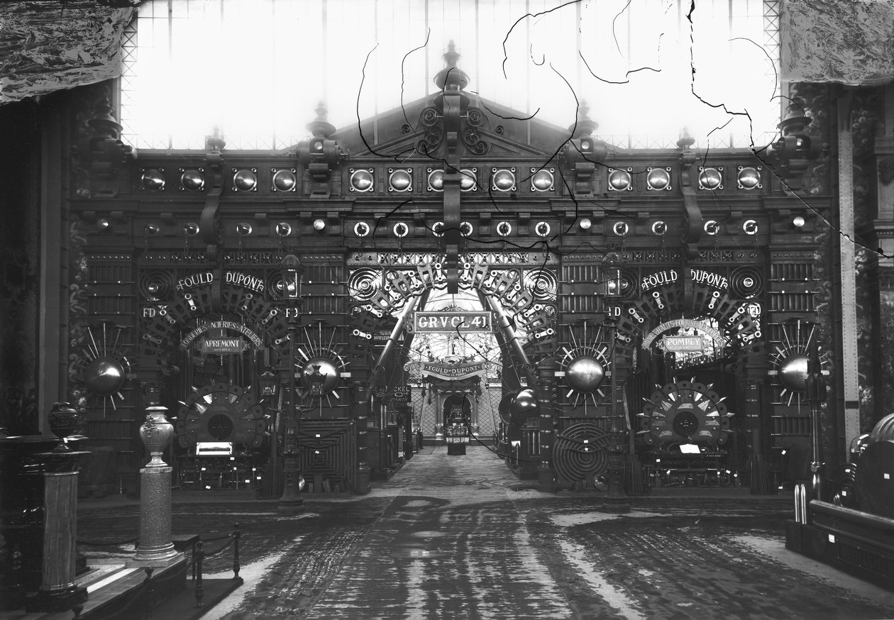 Portikus hutnického pavilonu na Světové výstavě, Paříž, 1889 od Adolphe Giraudon