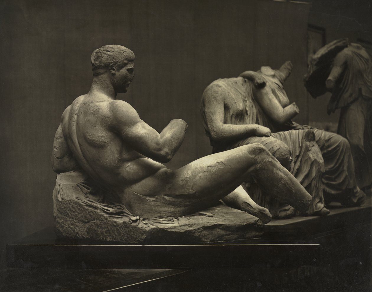 Sochy z Parthenonu, Britské muzeum od Adolphe Braun