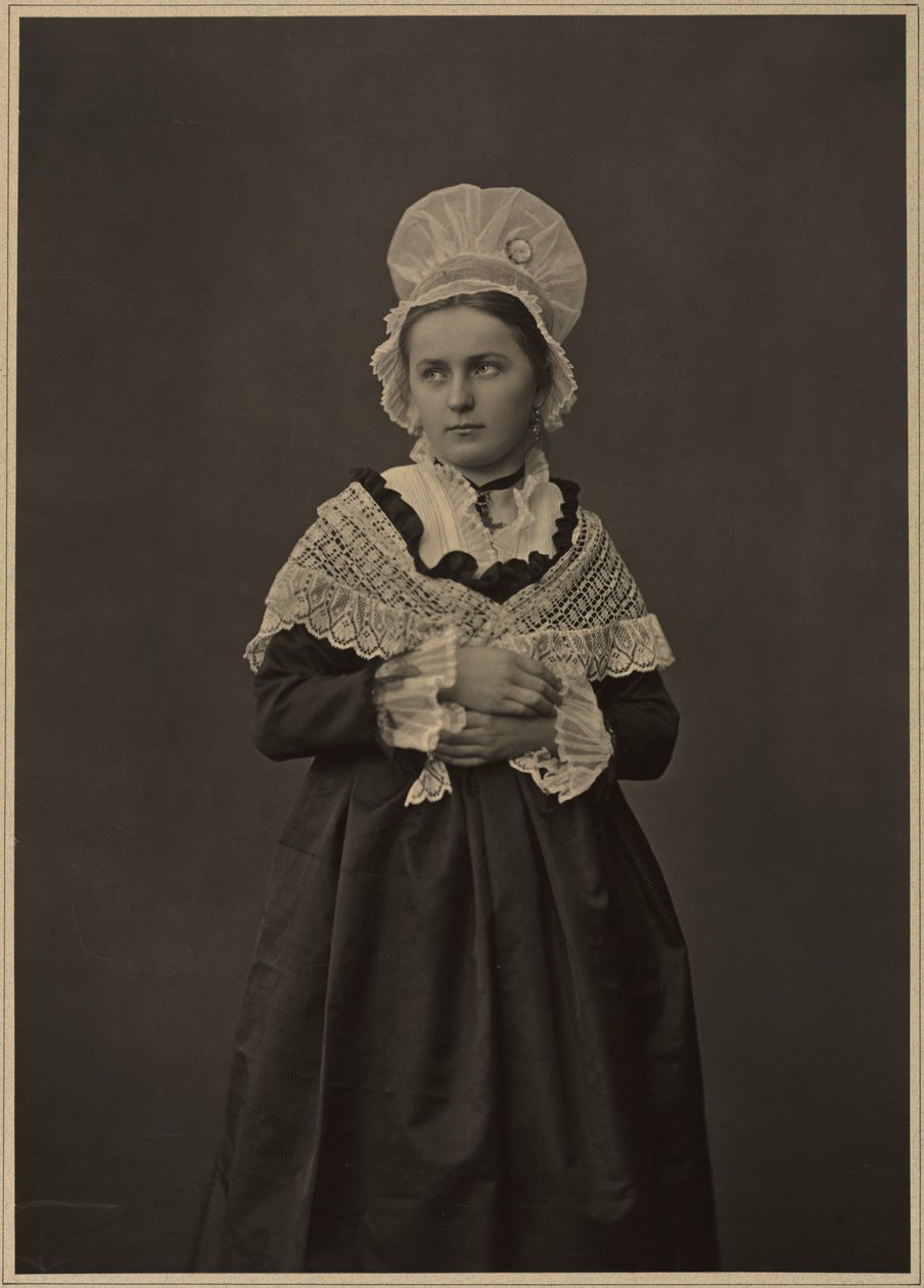 Žena v lotrinských šatech, c. 60.–70. léta 19. století. od Adolphe Braun
