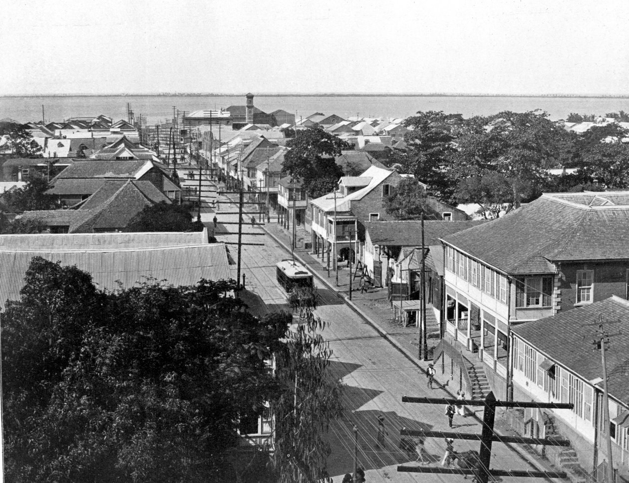 Old King Street při pohledu na jih, Kingston, Jamajka, c1905. od Adolphe Duperly and Son