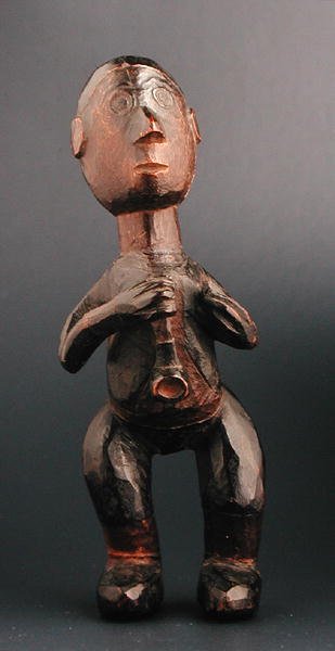 Stojící postava evropského muže držícího dýmku, jihovýchodní Afrika, konec 19. století (dřevo) od African
