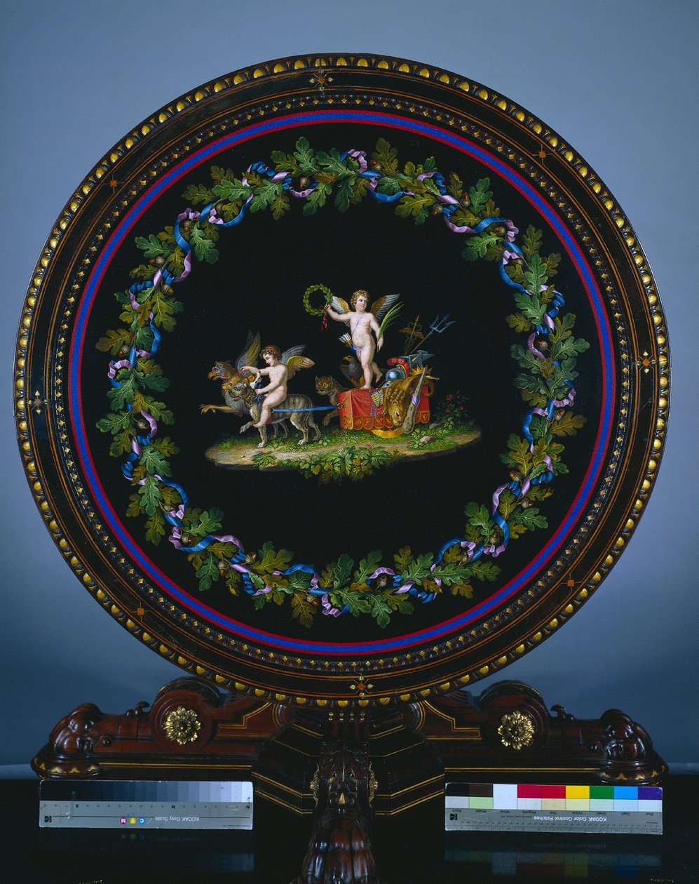 Středový stůl s mikromozaikovou deskou, "Love Triumphant" od Agostino Francesangeli