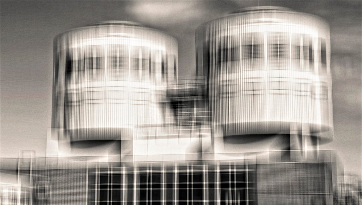 vibrační objekty, 2019, (fotografie) od Alex Caminker