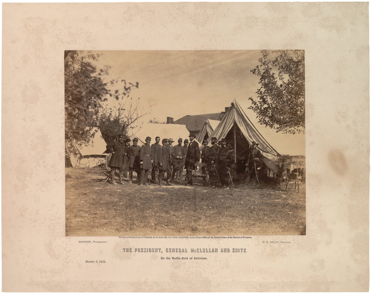 Prezident, generál McClellan a apartmá na... Antietam, 3. října 1862 (sépiová fotografie) od Alexander Gardner