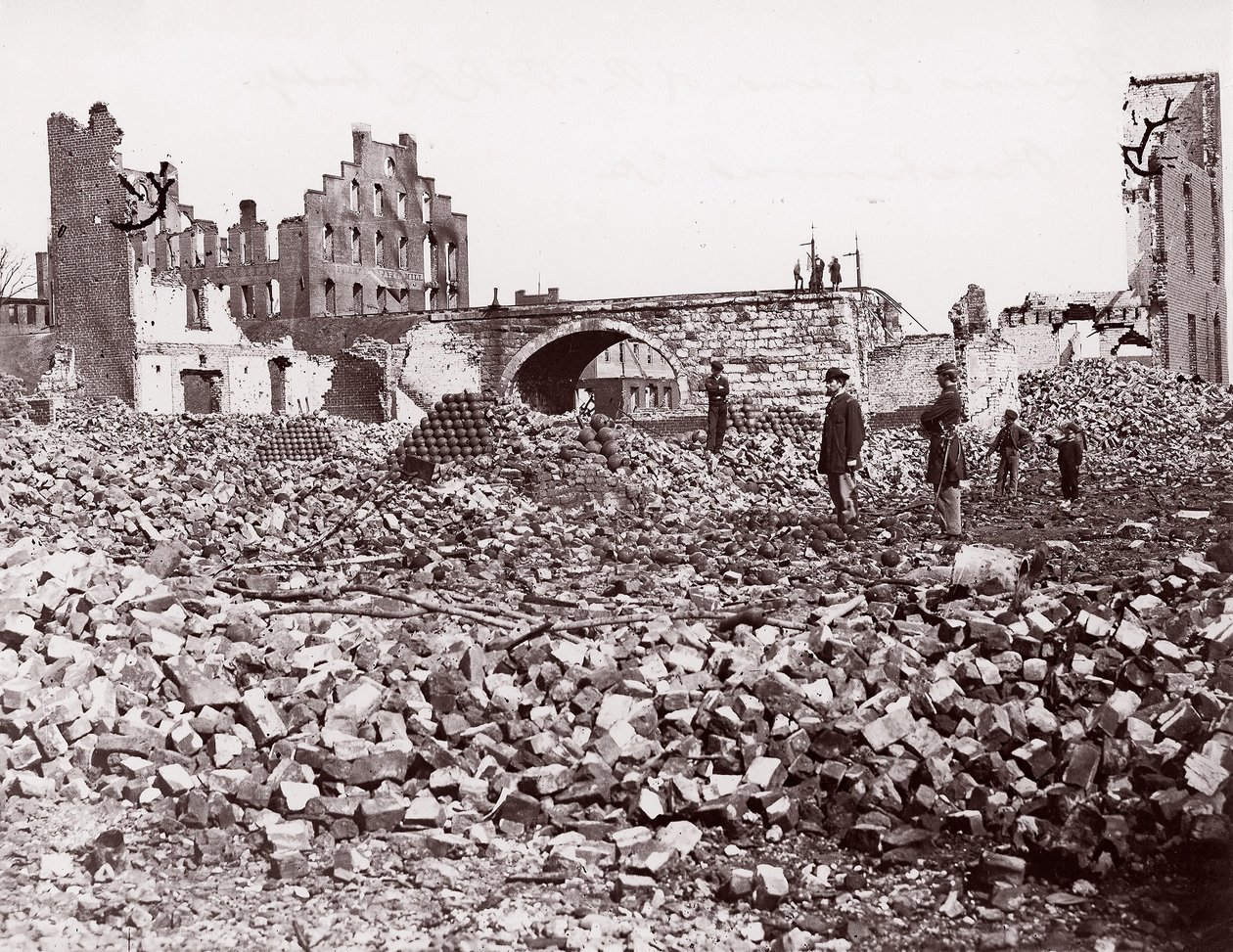 Ruiny na konci Richmond a Petersburg Railroad Bridge, Richmond, 1861-65. od Alexander Gardner