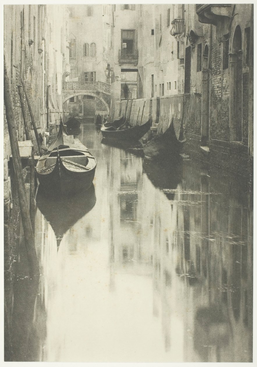Benátský kanál, 1894, vytištěno 1897. od Alfred Stieglitz