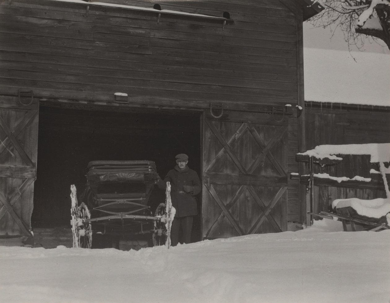 Stodola, kočár a sníh od Alfred Stieglitz