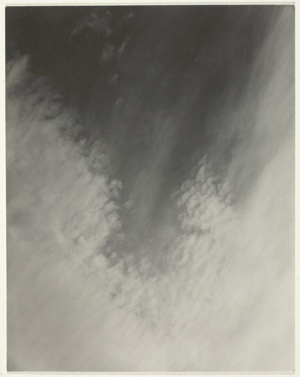Ekvivalent ze sady E (tisk 2) od Alfred Stieglitz