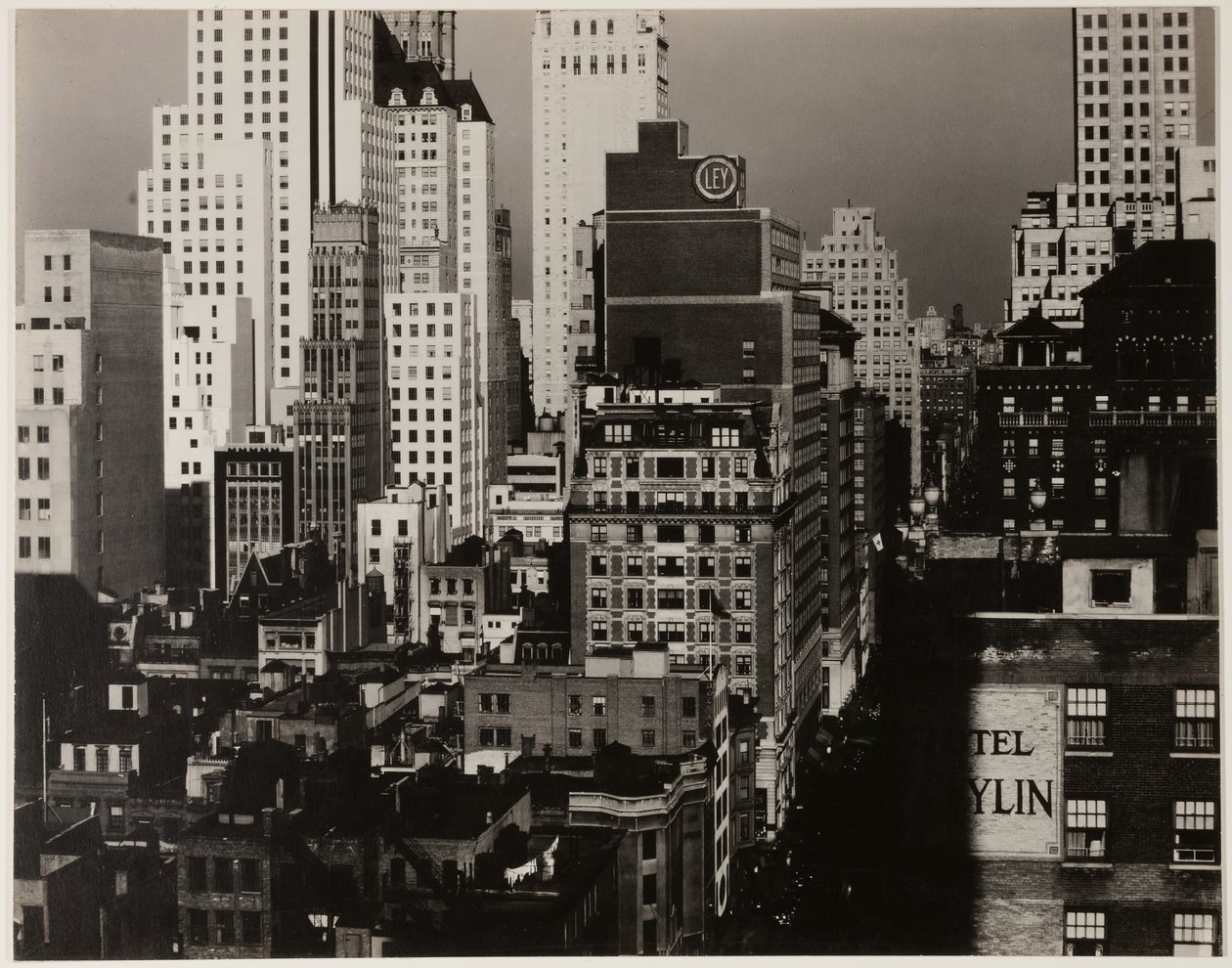 Z mého okna na americkém místě, sever, 193031. od Alfred Stieglitz