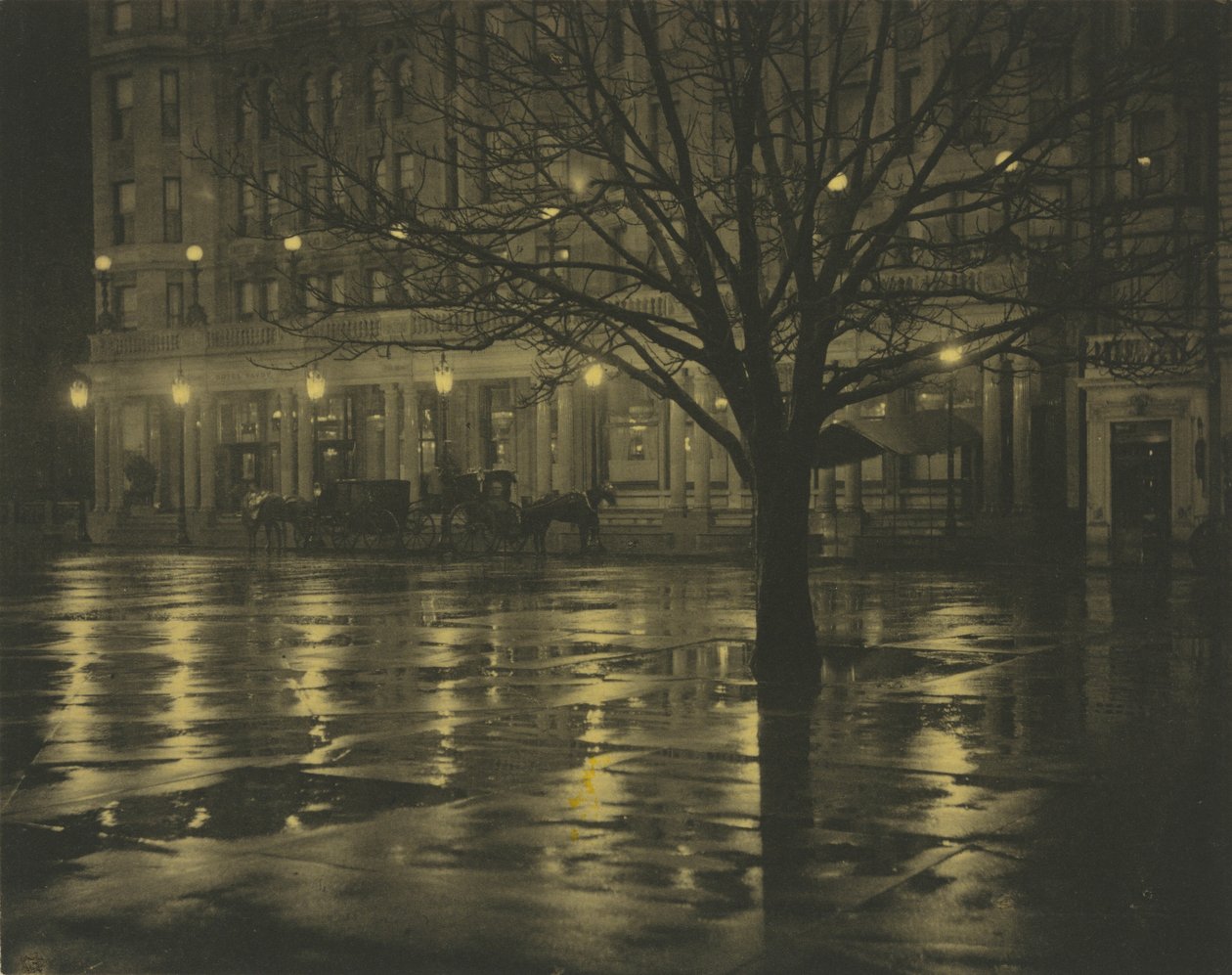 Hotel Savoy, New York od Alfred Stieglitz