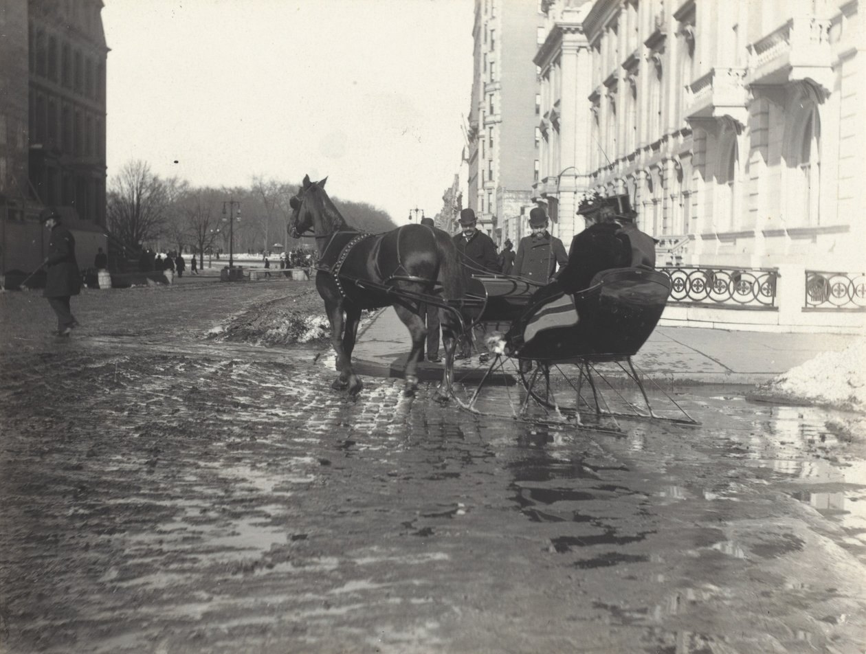 Neděle, Pátá avenue a 57. ulice, New York od Alfred Stieglitz