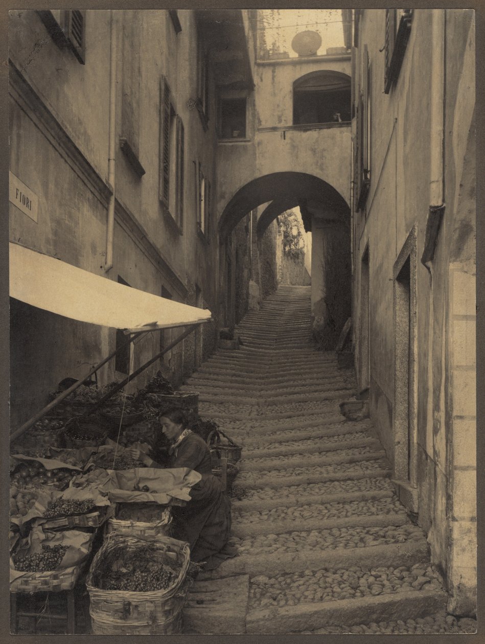 Via Fiori, Bellagio od Alfred Stieglitz