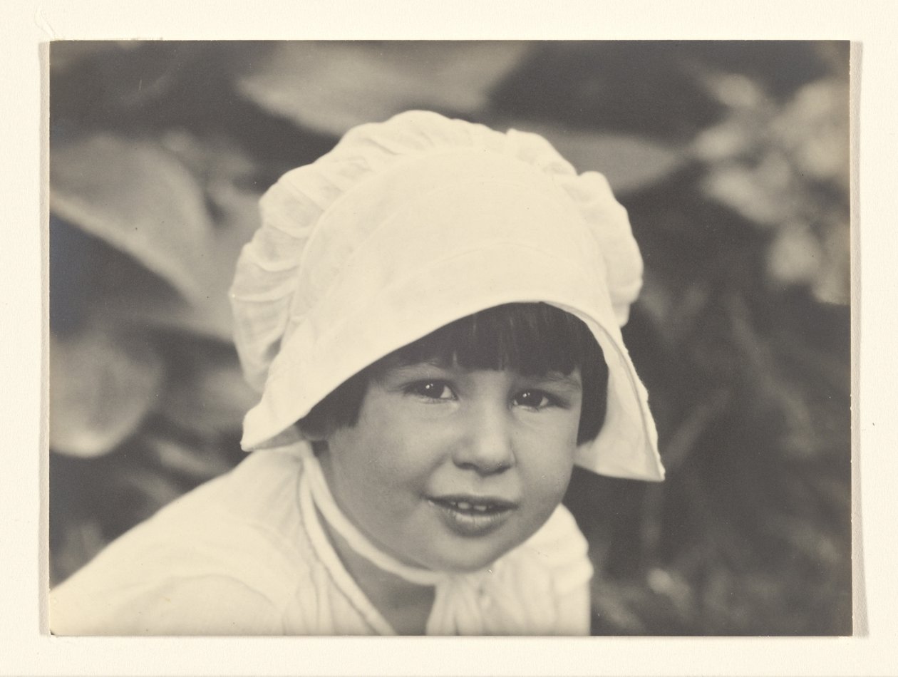 [Yvonne Boursault, Lake George] od Alfred Stieglitz