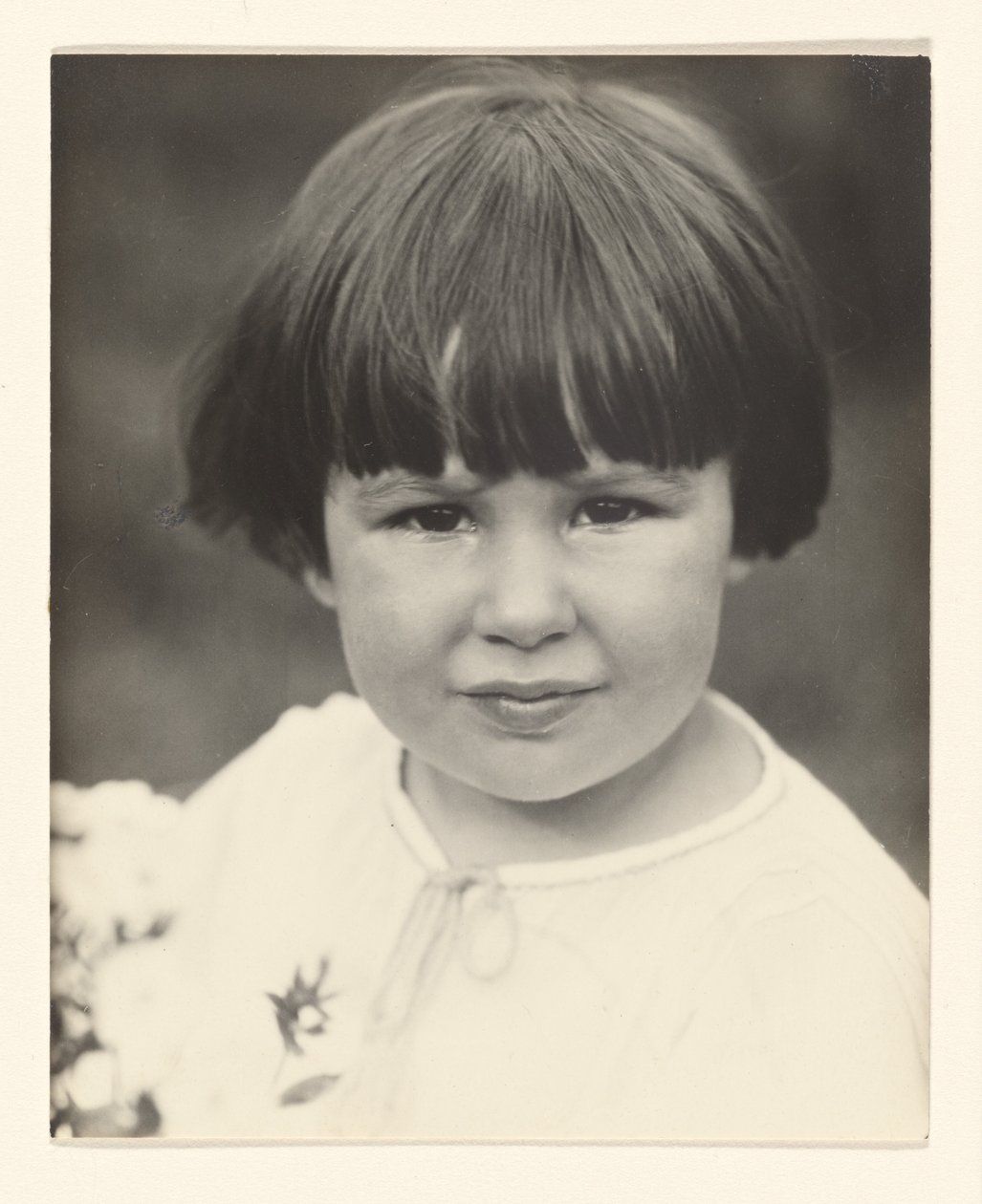 [Yvonne Boursault, Lake George] od Alfred Stieglitz