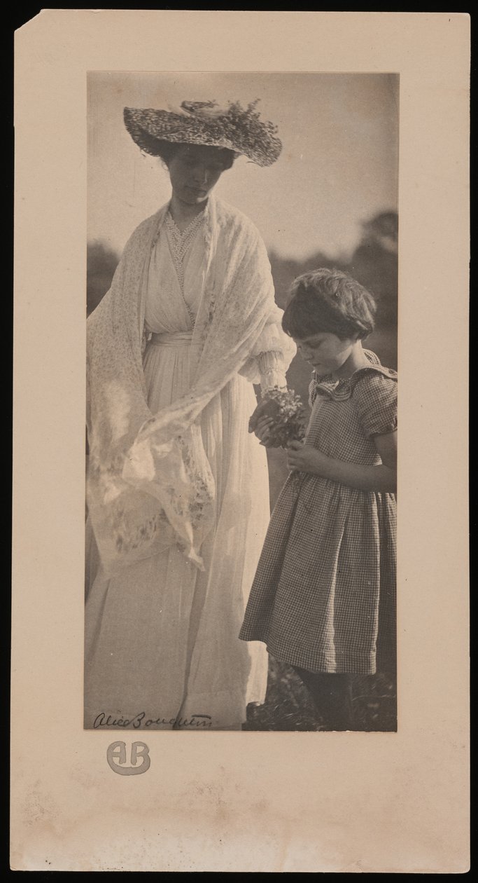 Alice Broughton fotografie Agnes Pelton s mladou sestřenicí na Agnes
