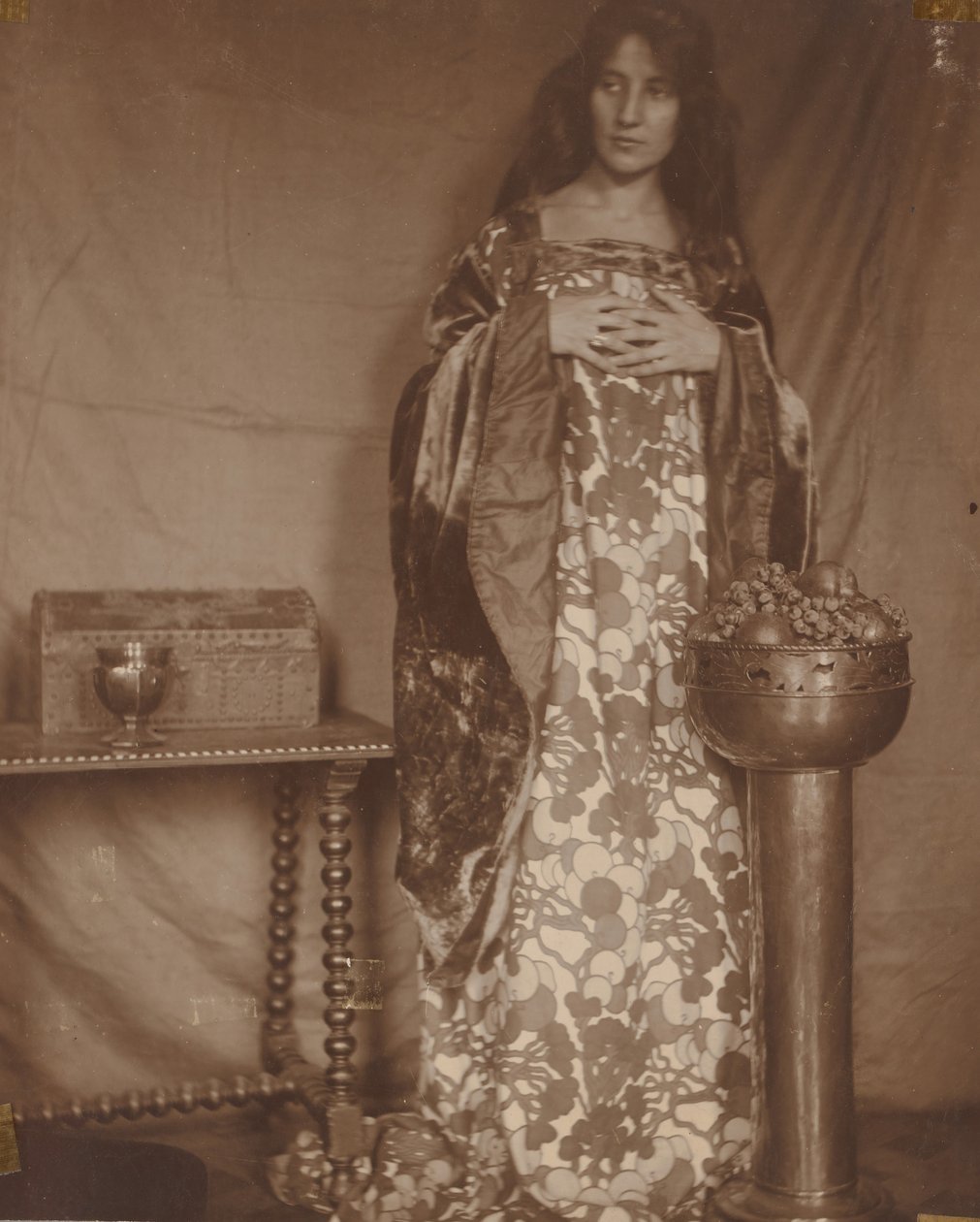 Portrét Alice Dieudonne Chase, ca. 1906. od Alice Gerson Chase