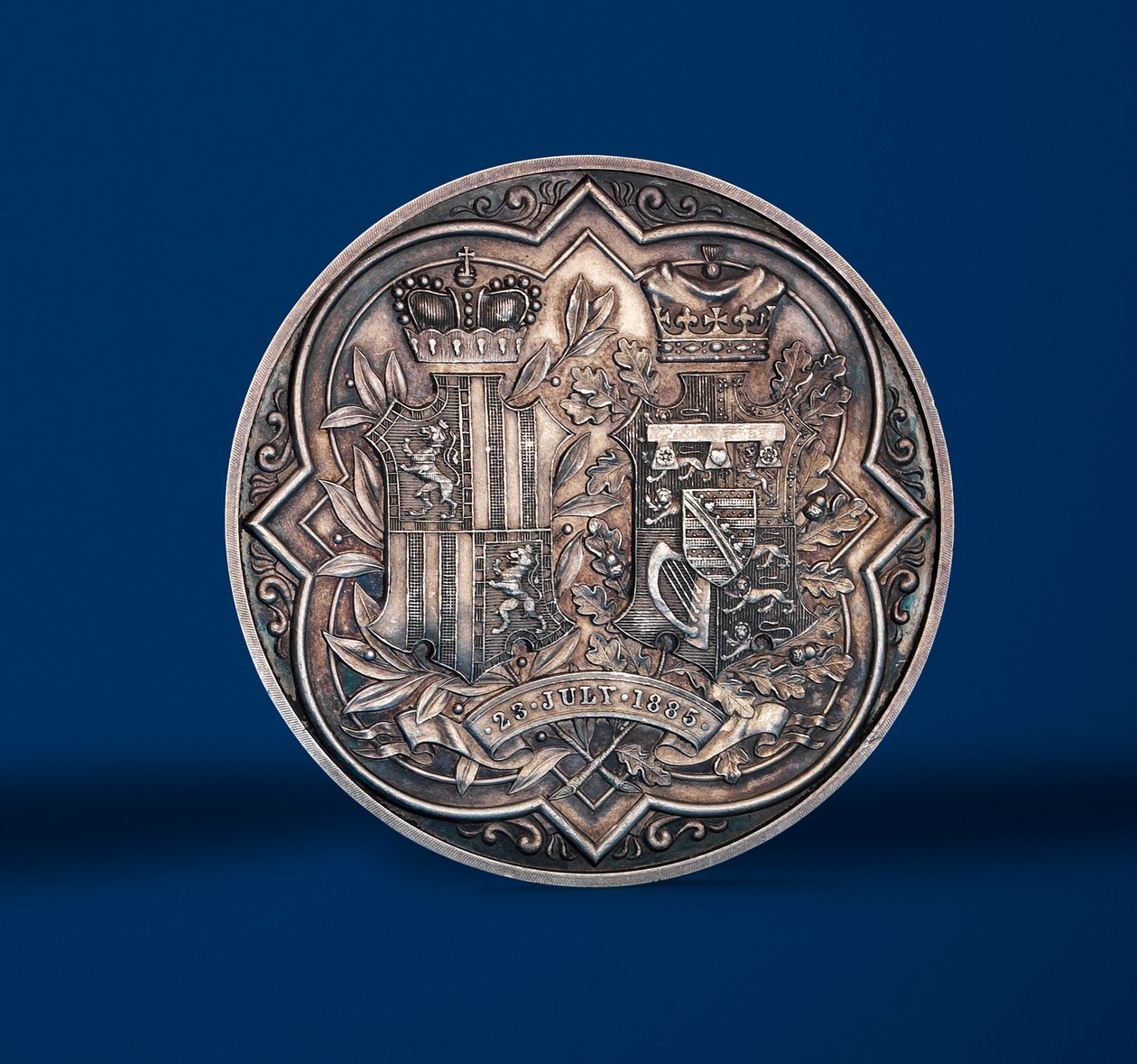 Pamětní medaile ke sňatku princezny Beatrice a prince Jindřicha z Battenbergu, 1885 (stříbro) (reverzní strana 419673) od Allan Wyon